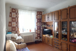 1 к - квартира по 8 июля, д.15.

