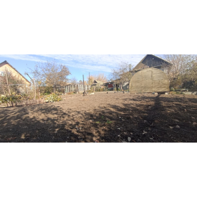 Земельный участок 6,5 сот. под  ИЖС