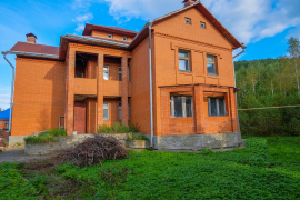 Роскошный коттедж в Сыростане